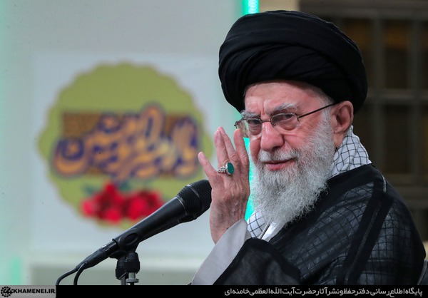 دیدار مردمی رهبر معظم انقلاب در آستانه انتخابات ریاست جمهوری چهاردهم