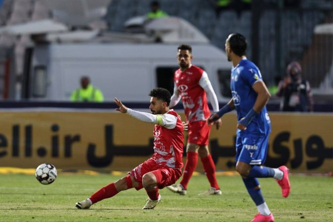 استقلال و پرسپولیس بدون محرومیت، اما نگران مصدوم‌ها؛ آخرین وضعیت باکیچ و منیر الحدادی پیش از دربی