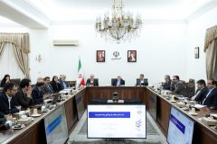 عارف: دولت با موفقیت مرحله اول برنامه هفتم را اجرا کرد