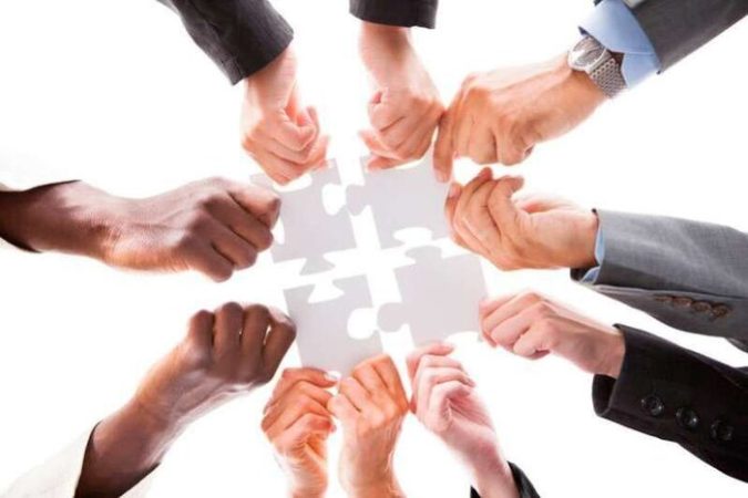 توسعه تعاونی‌ها و برچیده شدن بساط تورم و گرانی