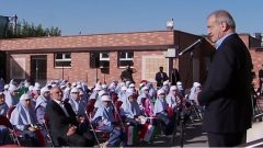 رئیس جمهور در آغاز سال تحصیلی به کدام مدرسه رفت؟