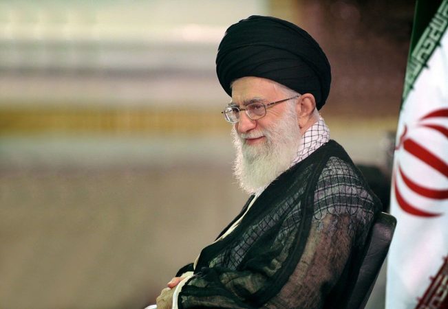 کمک چهار میلیارد تومانی رهبر معظم انقلاب برای آزادی زندانیان نیازمند