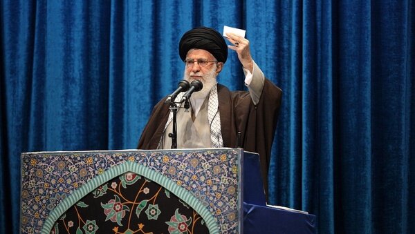 در پاسخ به صهیونیستها نه تعلل میکنیم نه شتابزده میشویم در پاسخ به صهیونیستها نه تعلل میکنیم نه شتابزده میشویم