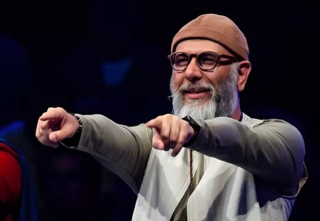 علت بستری شدن محمد بحرانی صداپیشه جناب خان در بیمارستان
