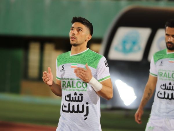 خیز لیموچی برای پرسپولیسی شدن خیز لیموچی برای پرسپولیسی شدن